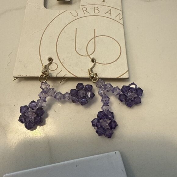 Urban Outfitters Lot of 8 Pairs GoldTone, Butterfly, Heart, Flowers Earrings NWT - Picture 7 of 9